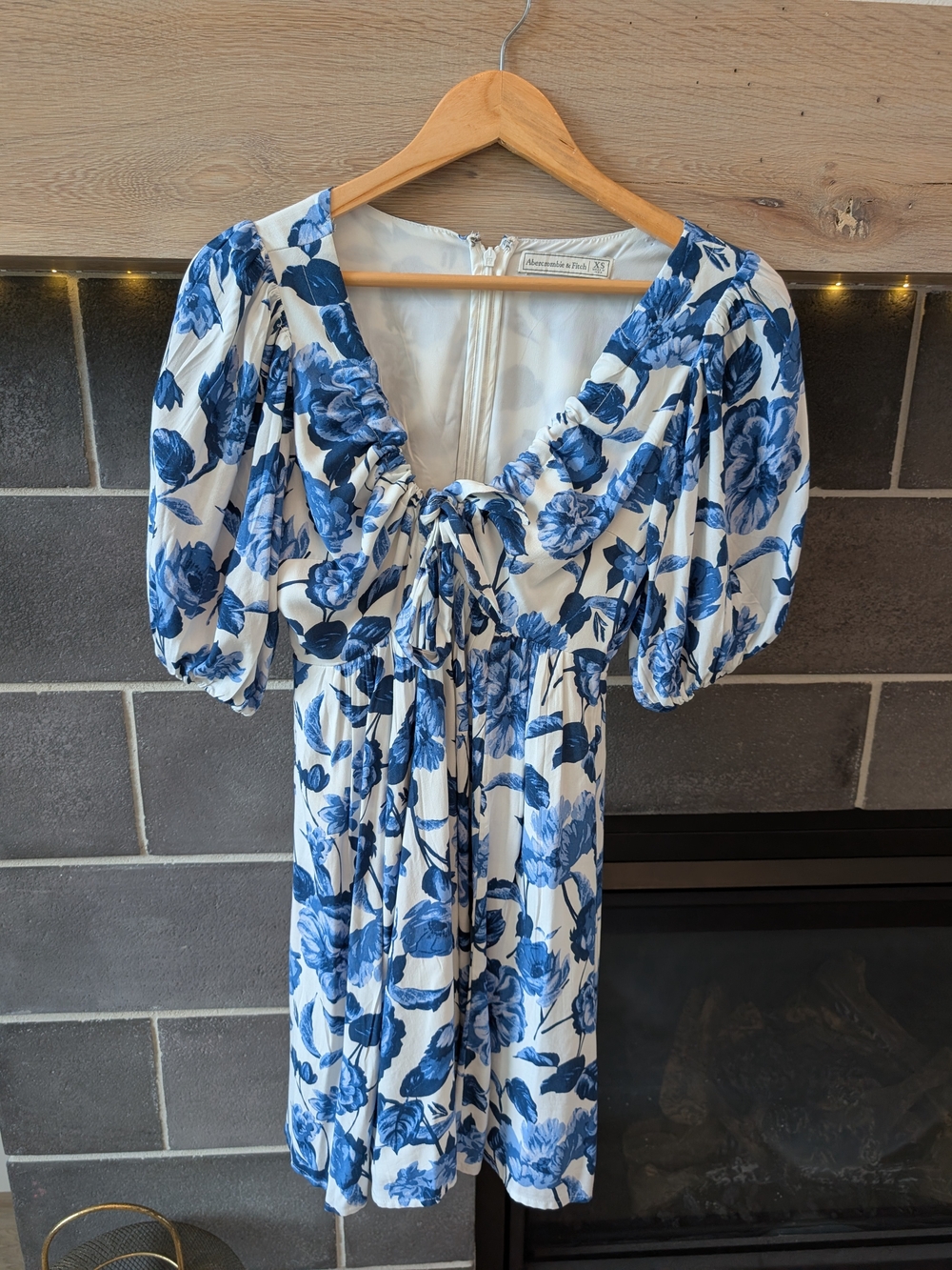 Abercrombie & Fitch Blue Floral Tie-Front Puff Sleeve Mini Dress